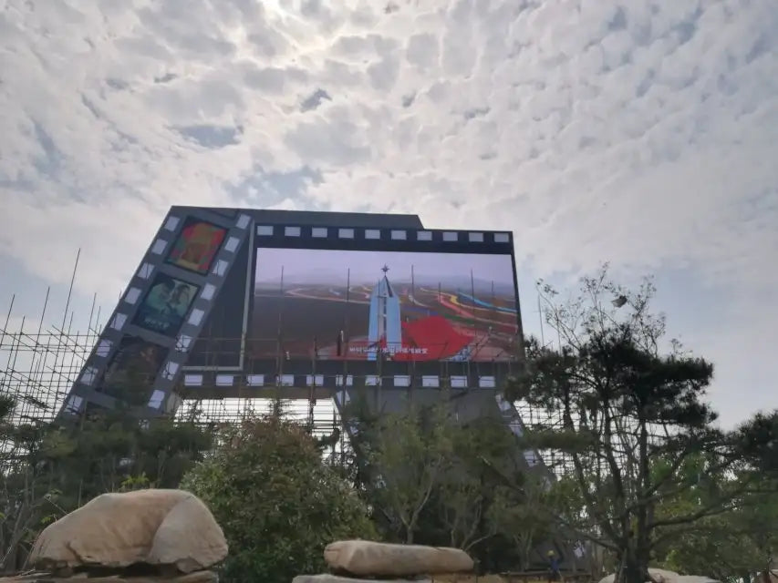 Precautions for the use of outdoor LED display