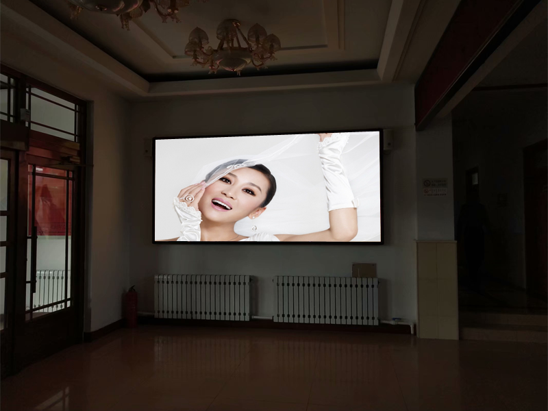 Factors affecting the price of LED display