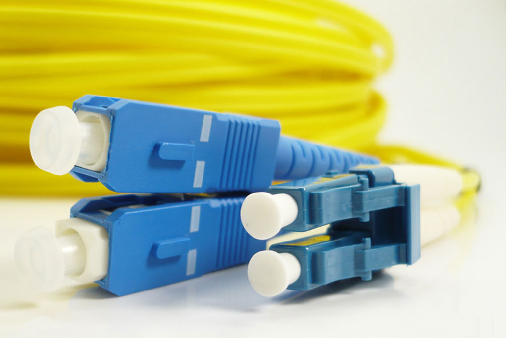 Single Mode Dual-Core Fiber Optic Connection Cable